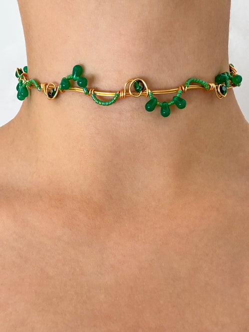 Emerald gold wire choker